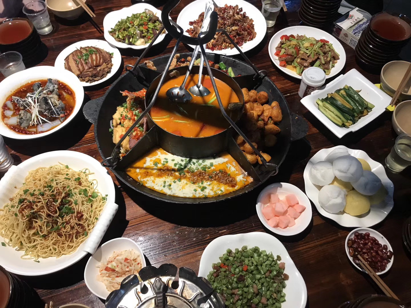 土家吊锅饭加盟