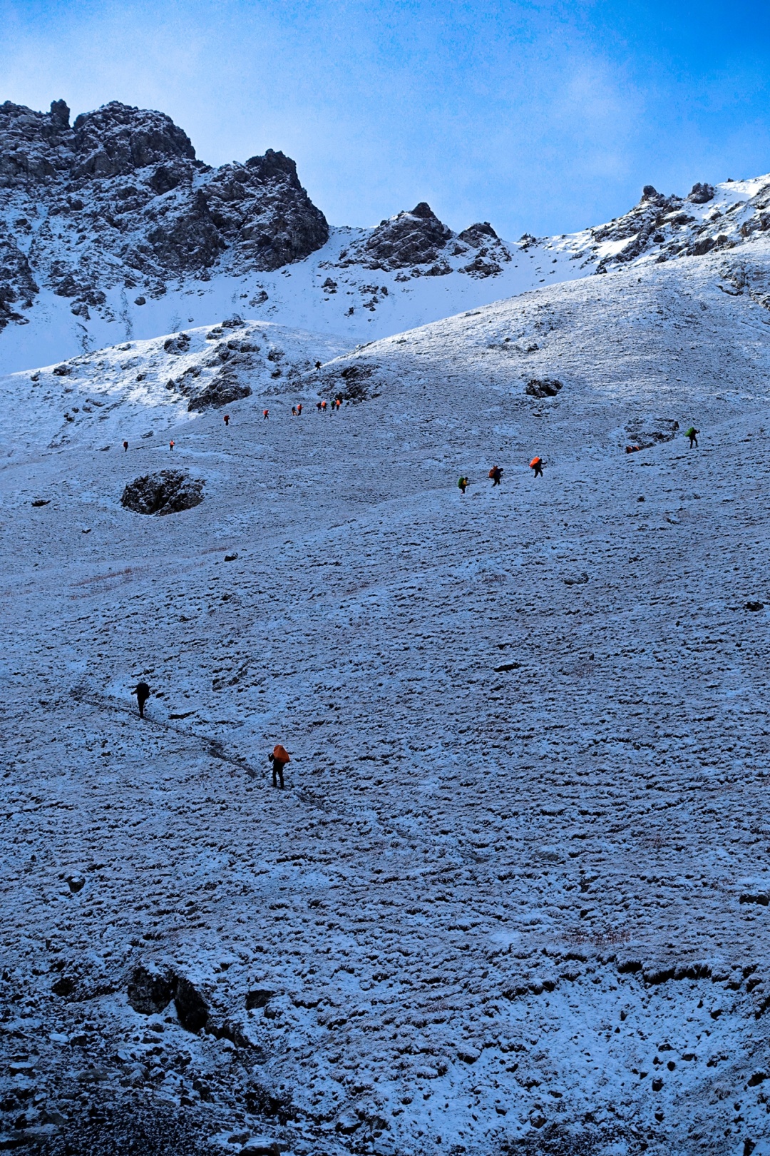 重装徒步狼塔cv12日重装探索穿越极限骨灰极玩家挑战