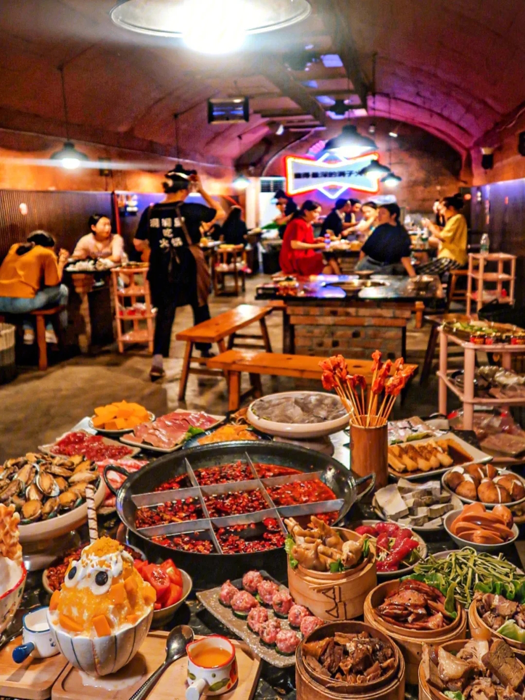 洞子火锅.webp.jpg
